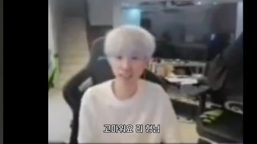 페이커 4년 연장에 대한 중국 프로 반응.png_5.jpg