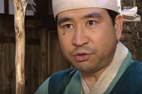 귀멸) 네즈코는 팬티를 입고 있나요??_2.jpg