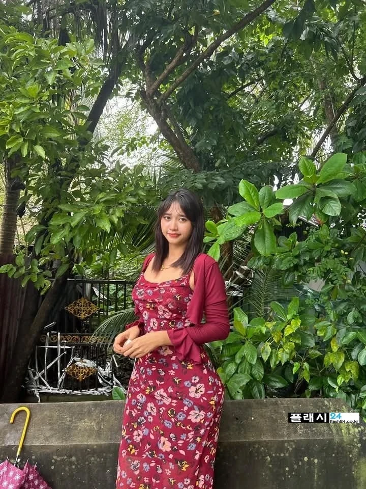 꽃 구경 좋아 한다는 처자