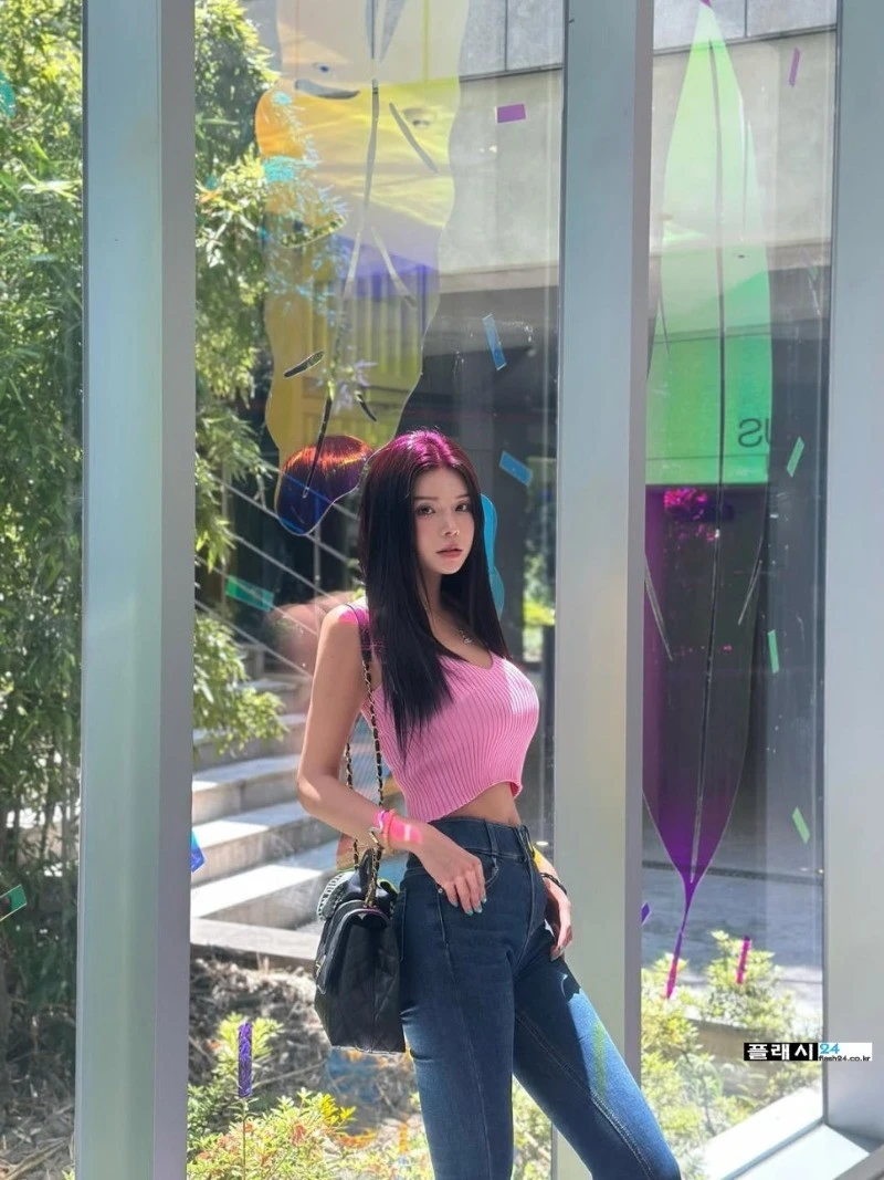 히든클리프 레이싱걸 이송빈 수영복