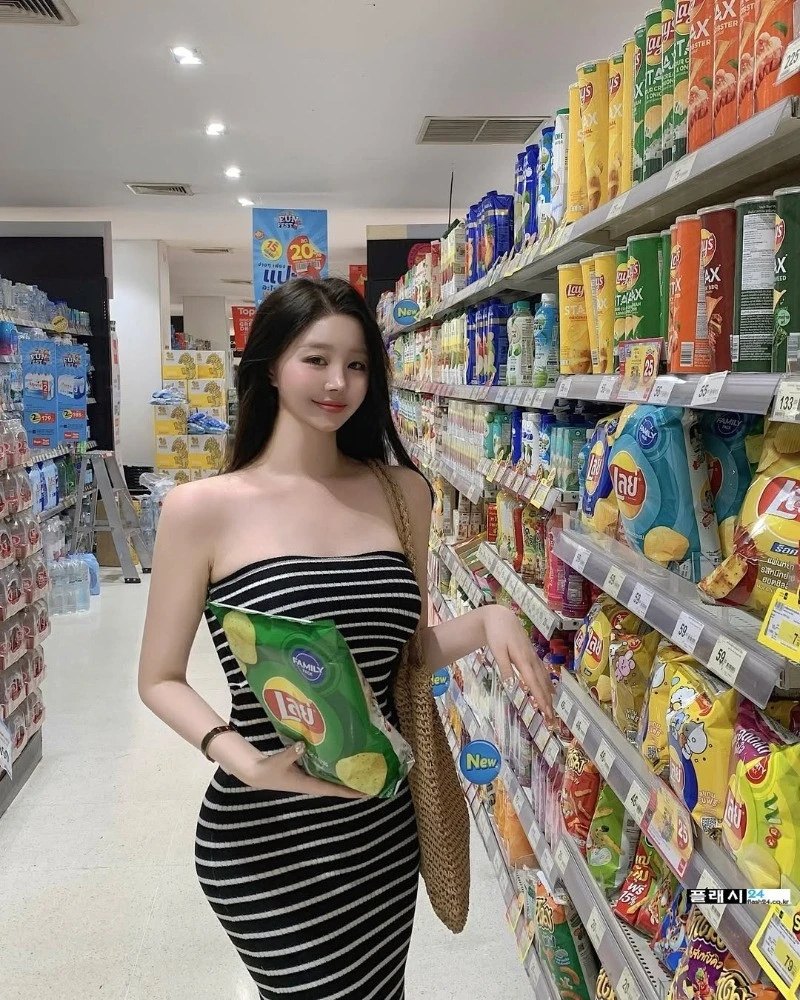 여친으로 이상적인 몸매를 가지신분
