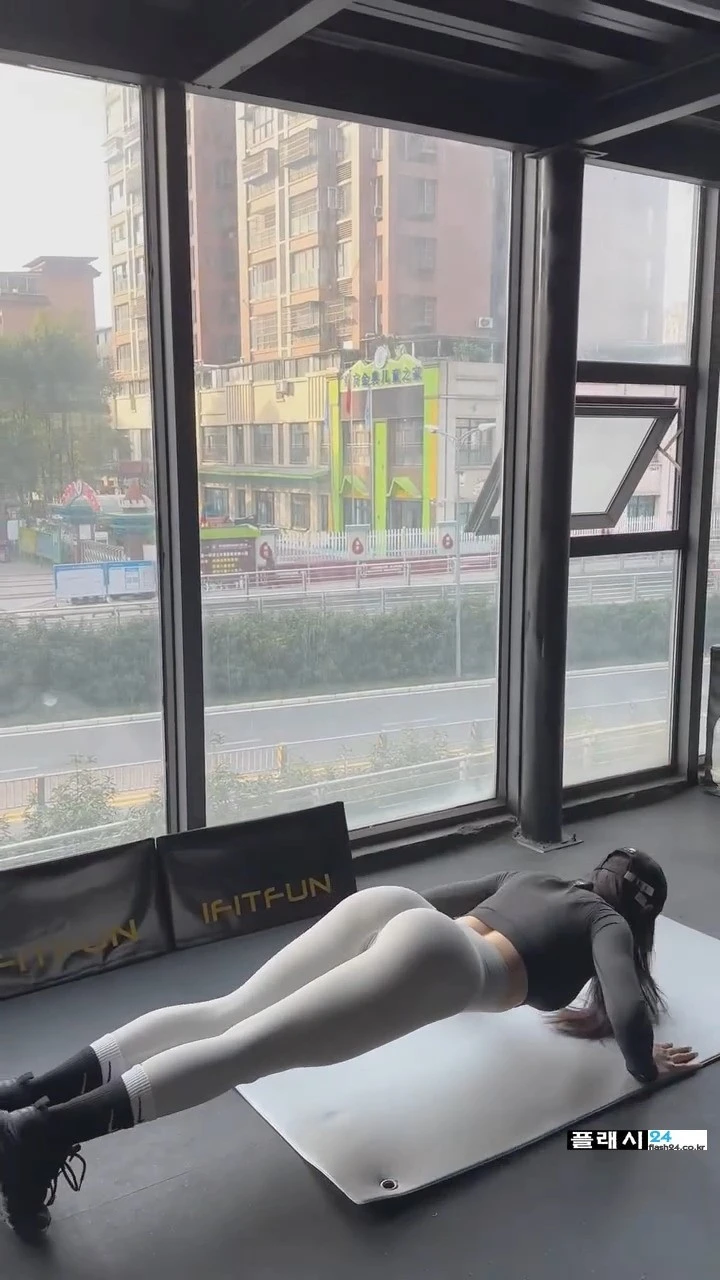 흔한 헬스장 민폐녀