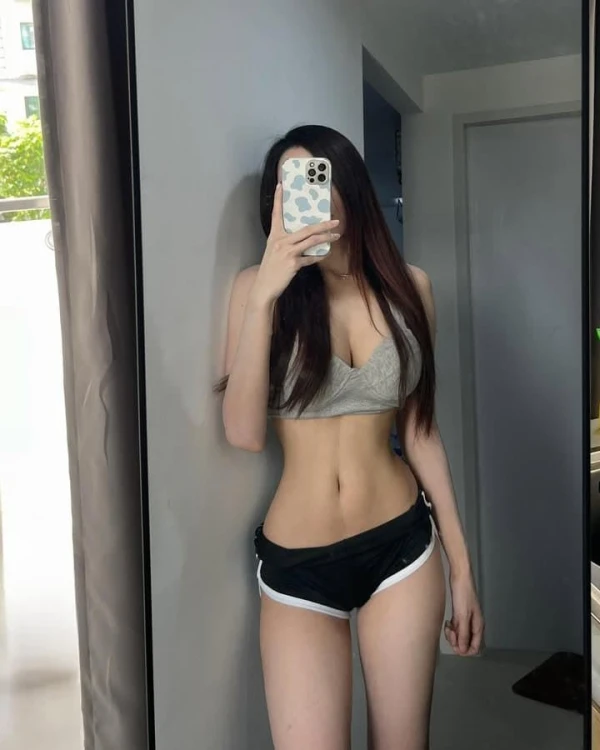 몸매 인증 올리는 누나인데 살벌하네
