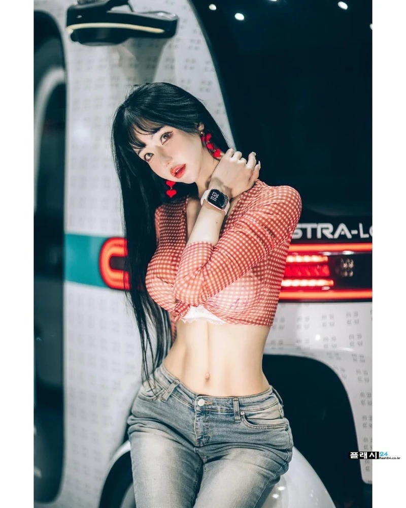 레이싱모델 민한나 인스타는 볼게 많음