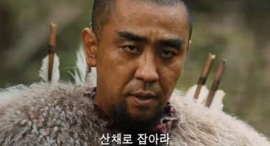 (비빔밥 뷔페에서) 친구 : 나는 전주를 잡을테니 너는