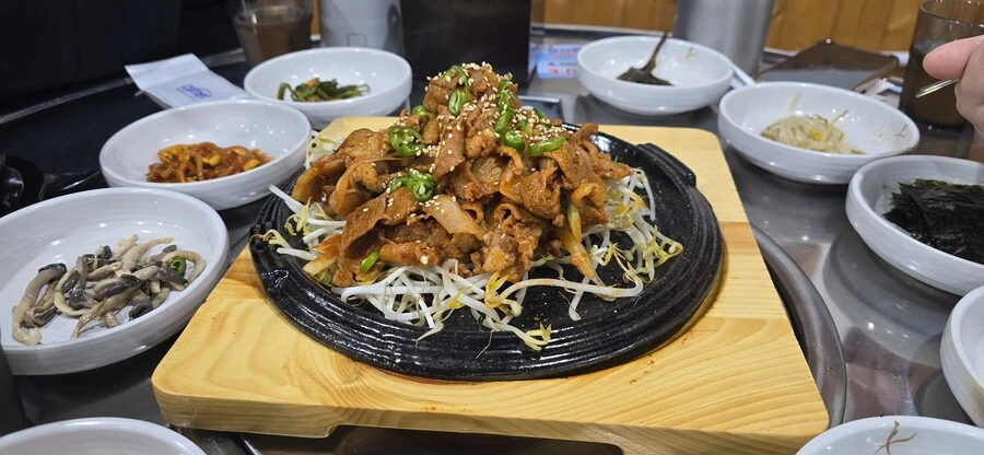 ㅇㅇㄱ)제육 초코라떼_3.jpg